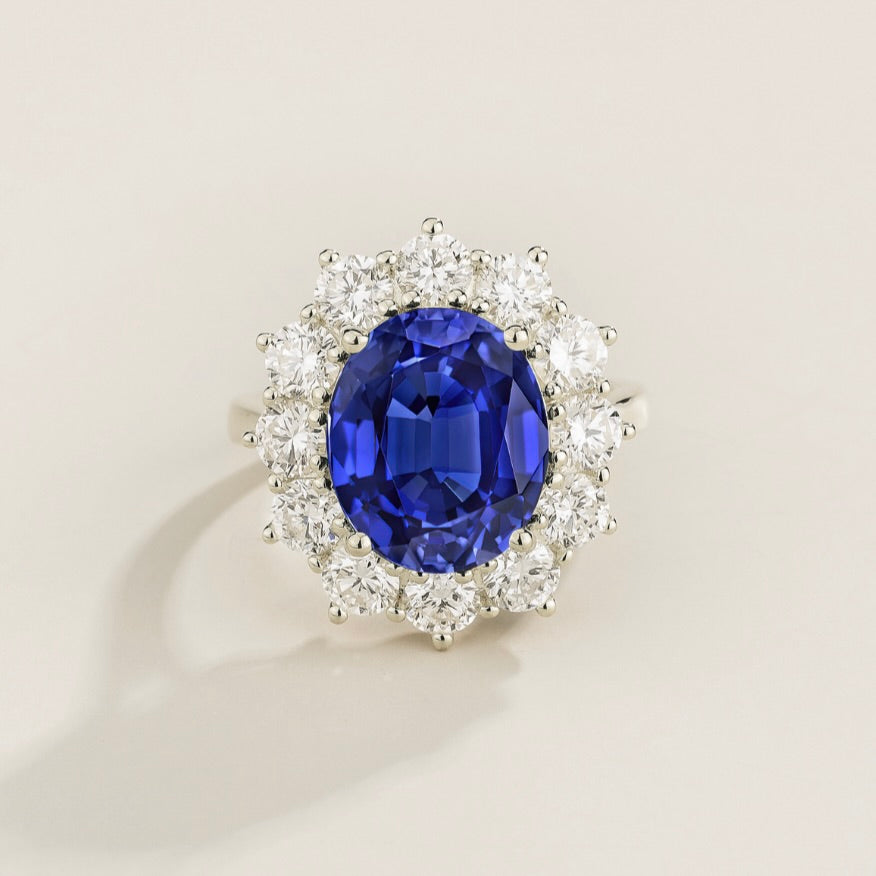Oda Blue Sapphire Oval & Diamond Halo Ring In White Gold