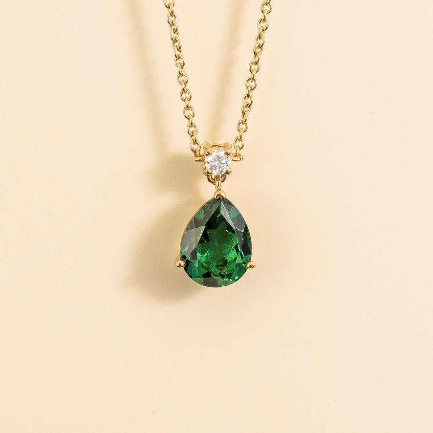 Pear-drop lab-grown emerald and diamond pendant necklace, Pisa medium design in gold | Juvetti London