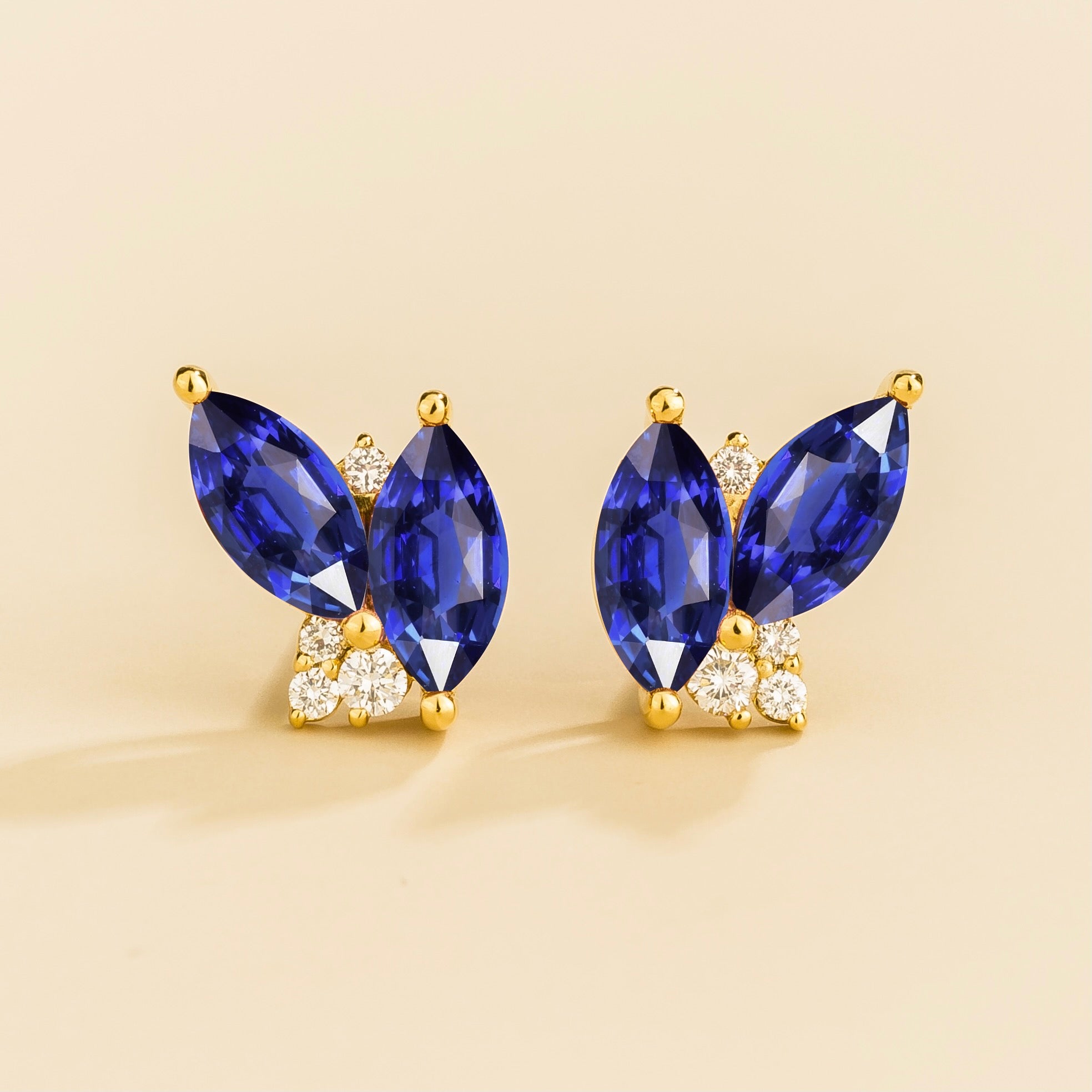 Vento Marquise Blue Sapphire & Diamond Cluster Stud Earrings in Gold