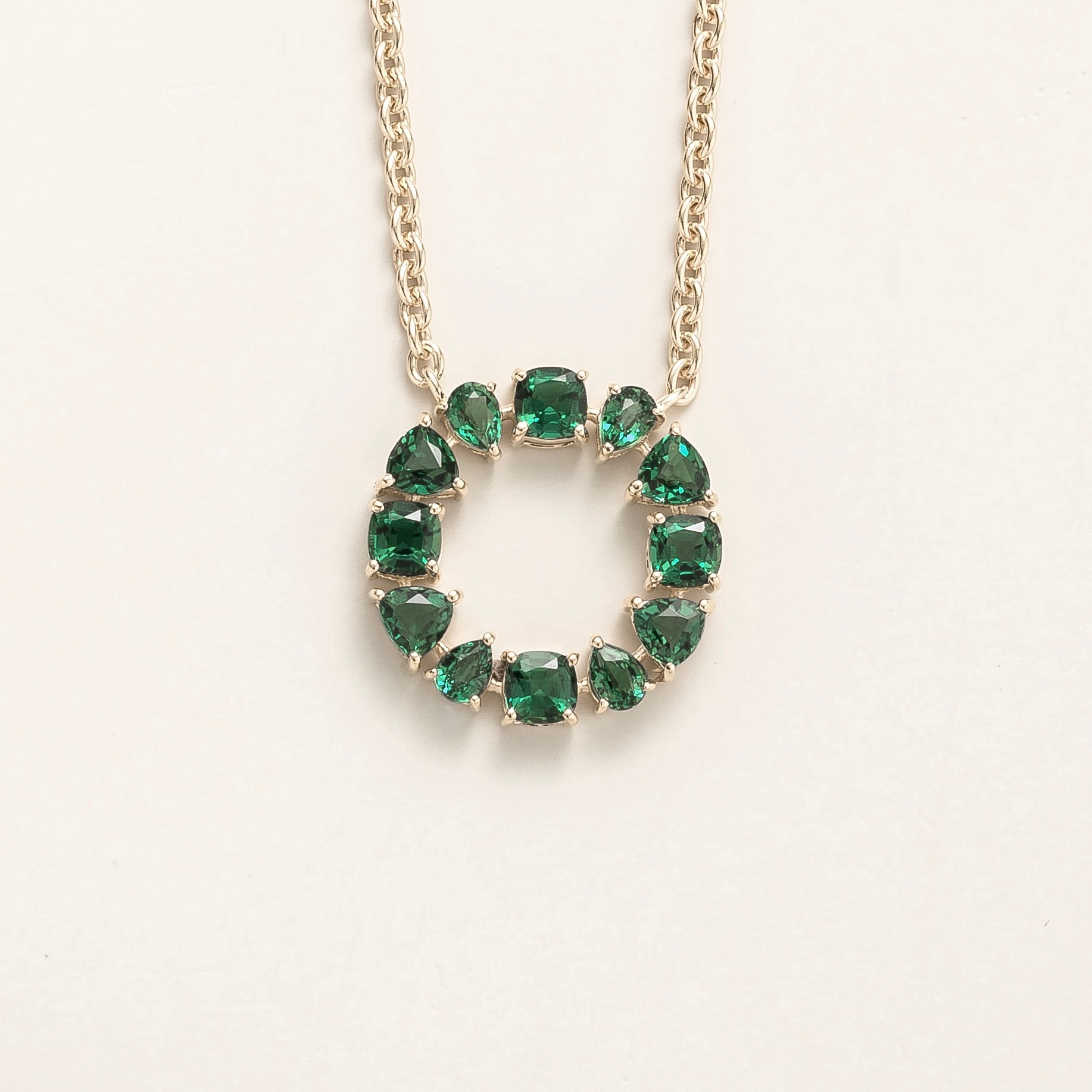 Glorie Emerald Circle Pendant Necklace in White Gold