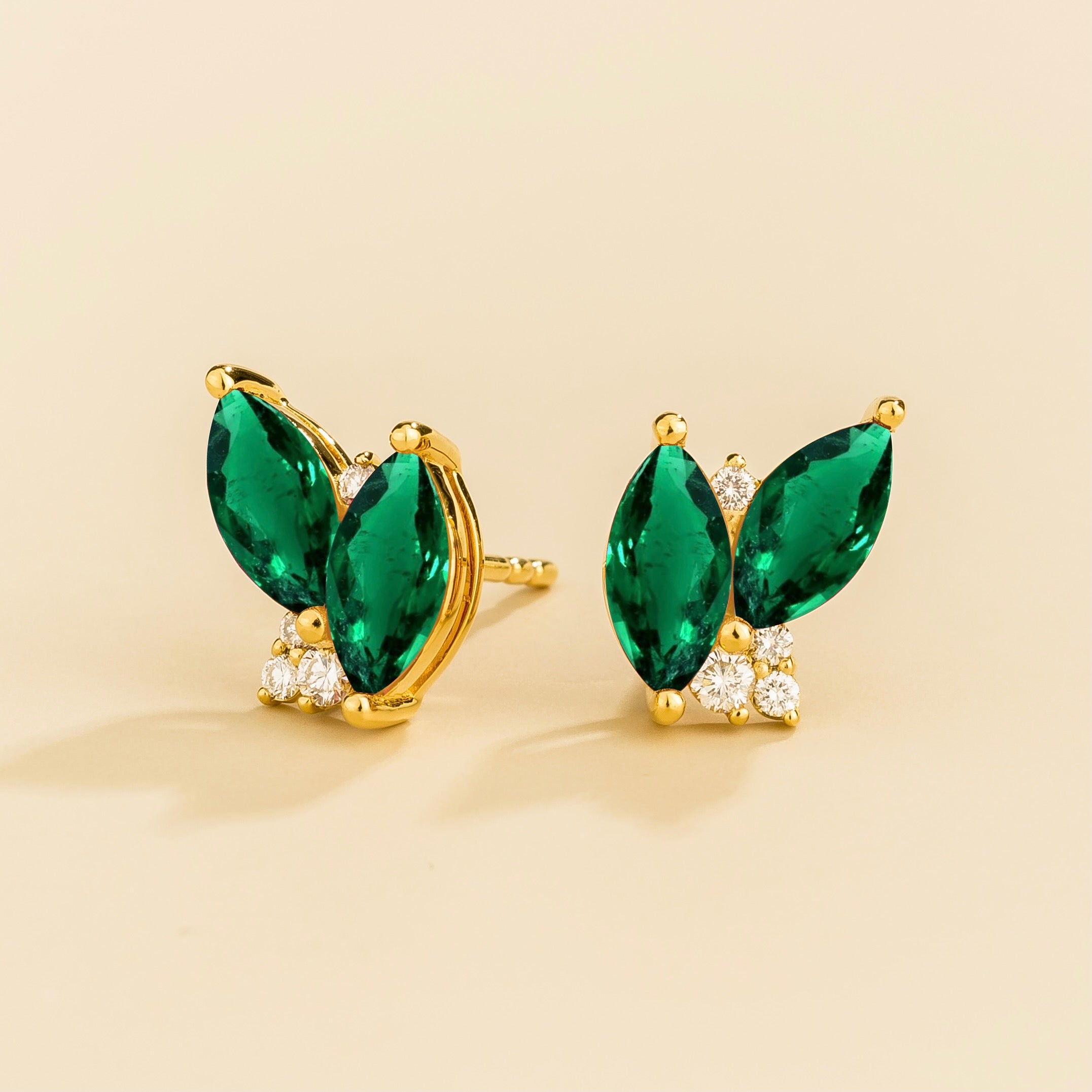 Vento Marquise Emerald & Diamond Cluster Stud Earrings in Gold
