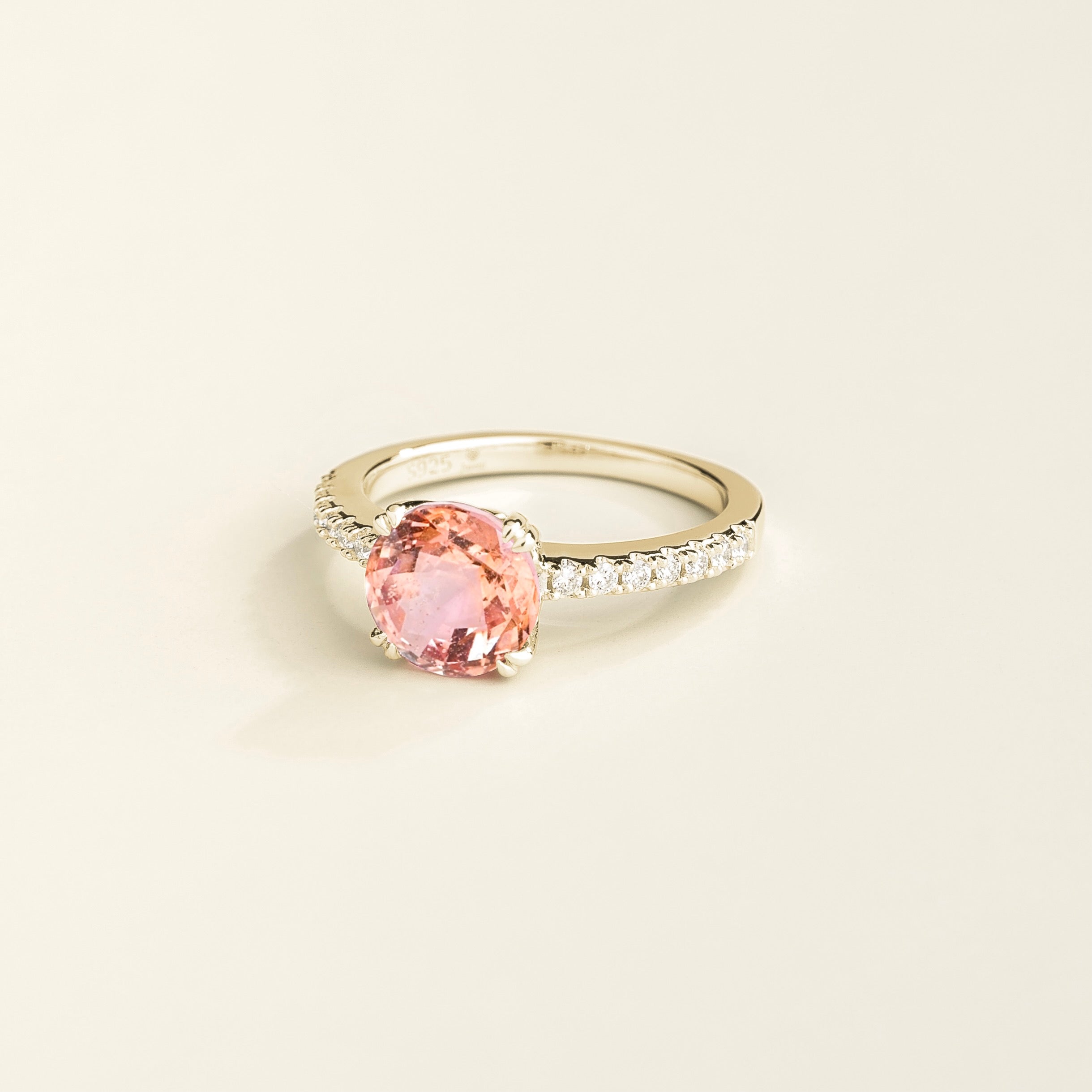 Solen Padparadscha Sapphire Round & Diamond Pavé Ring in White Gold