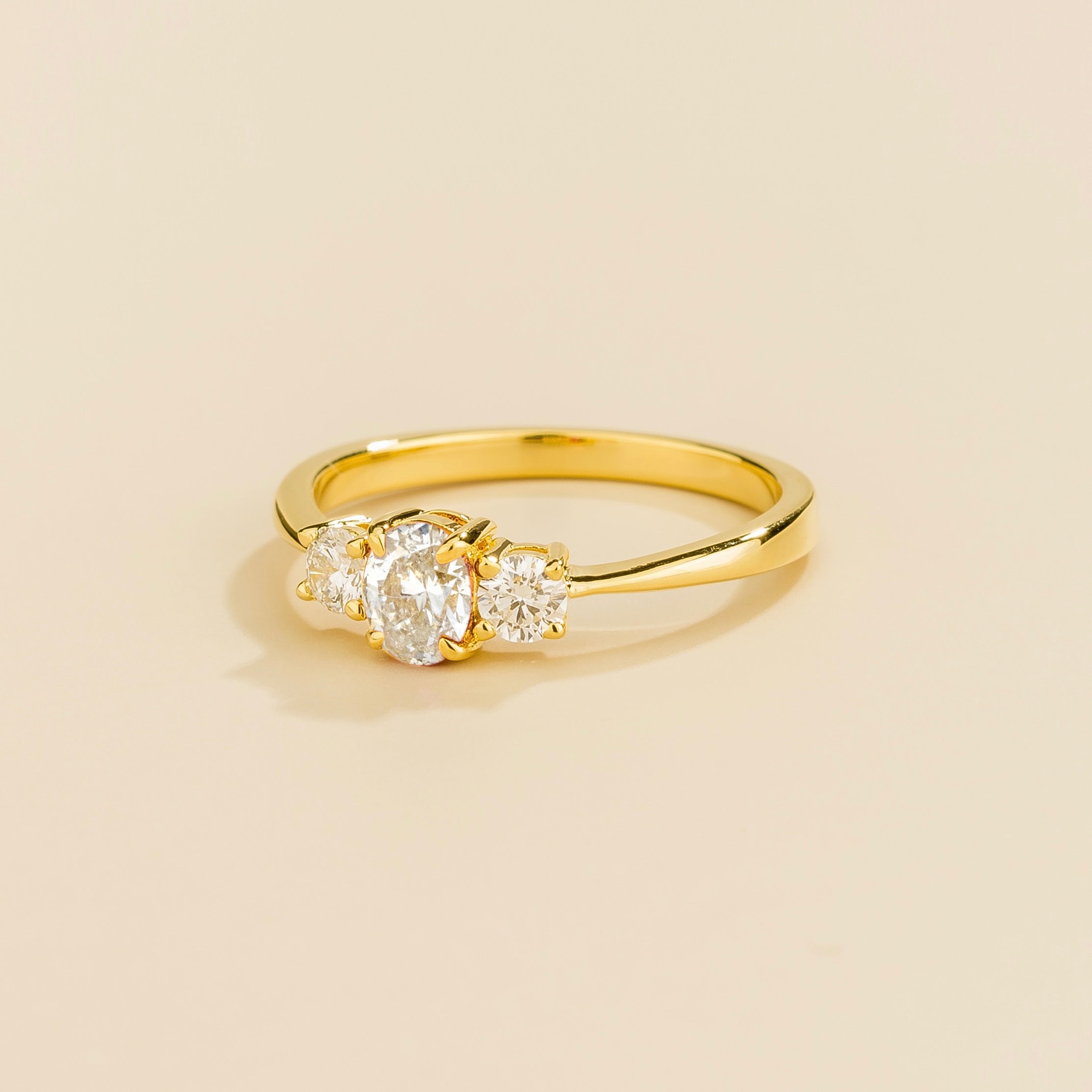 Boble Diamond Oval Three-Stone Ring in Gold