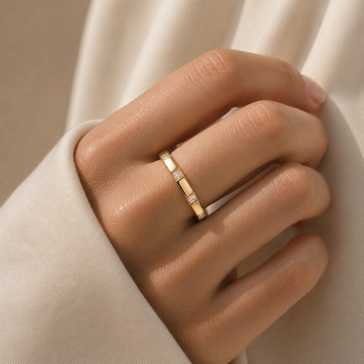 Balans Diamond Station Band Ring In Gold