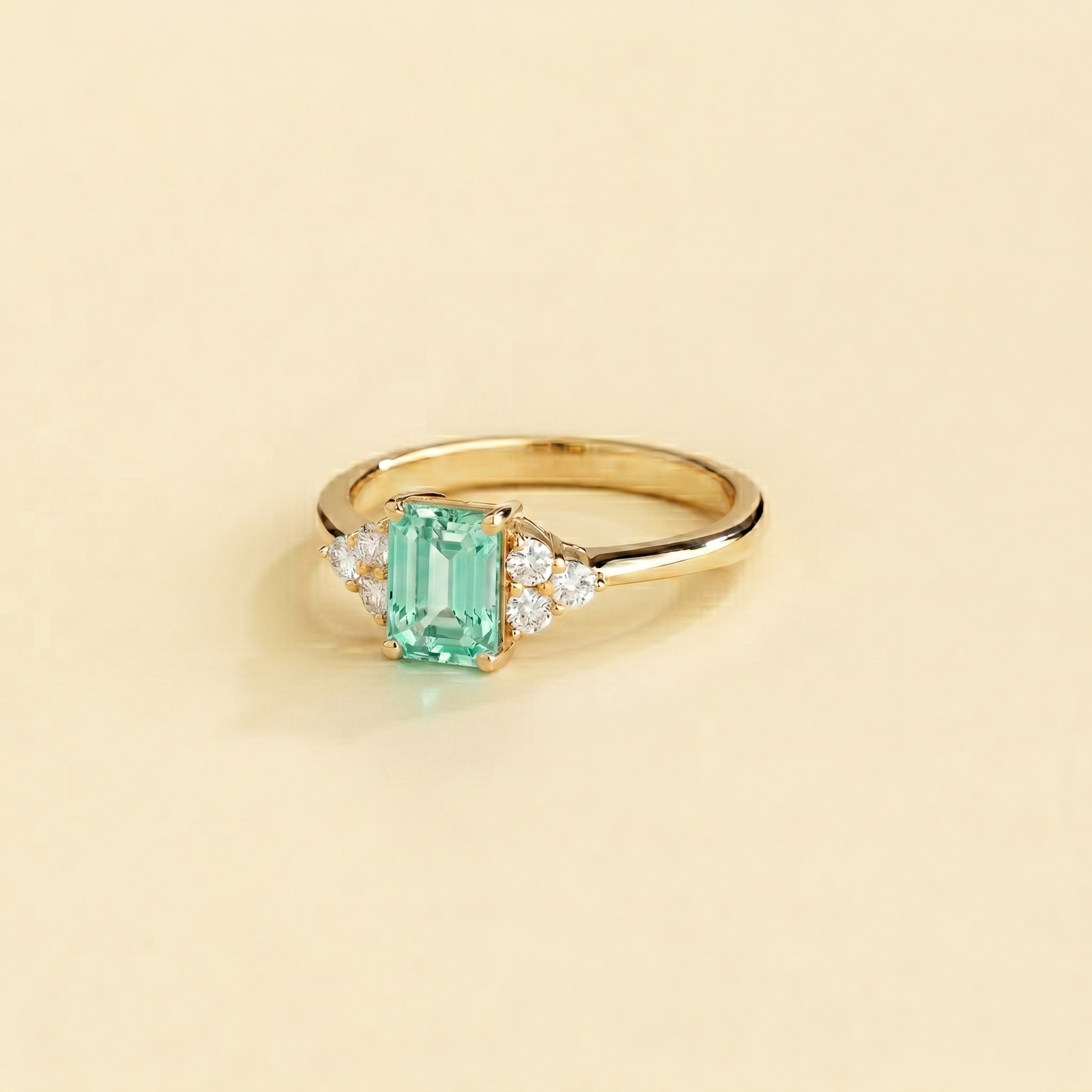 Chateau Green Sapphire Emerald-Cut & Diamond Ring in Gold