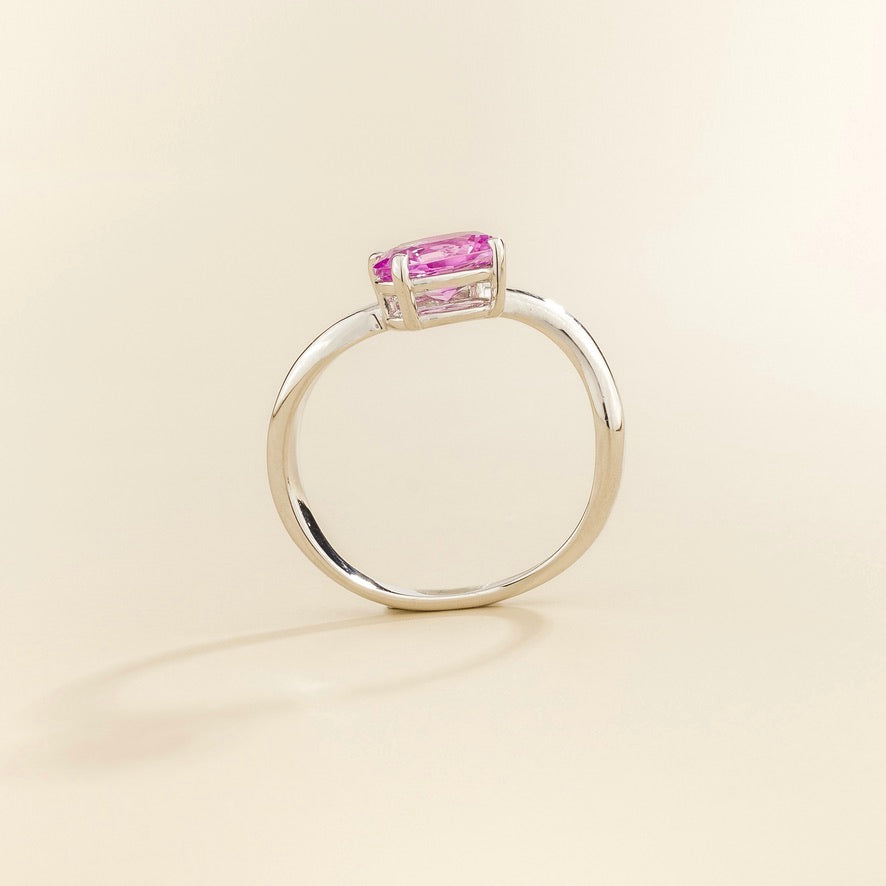 Luno Vivid Pink Sapphire Oval Solitaire Curved Band Ring in White Gold