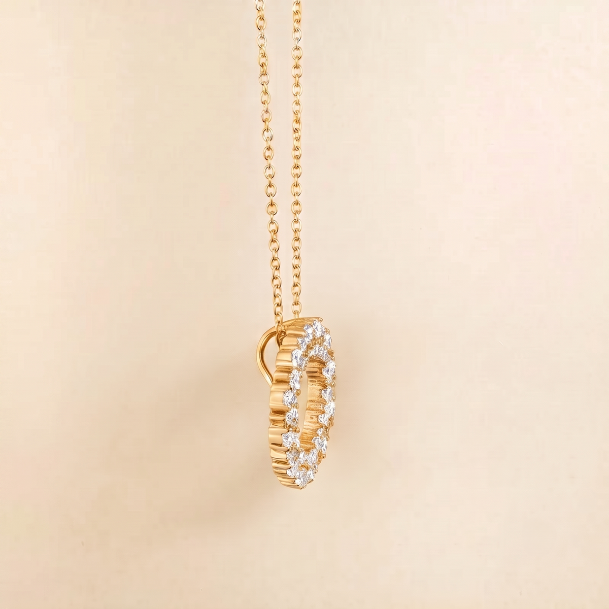 Starry Diamond Eternity Circle Pendant Necklace In Gold