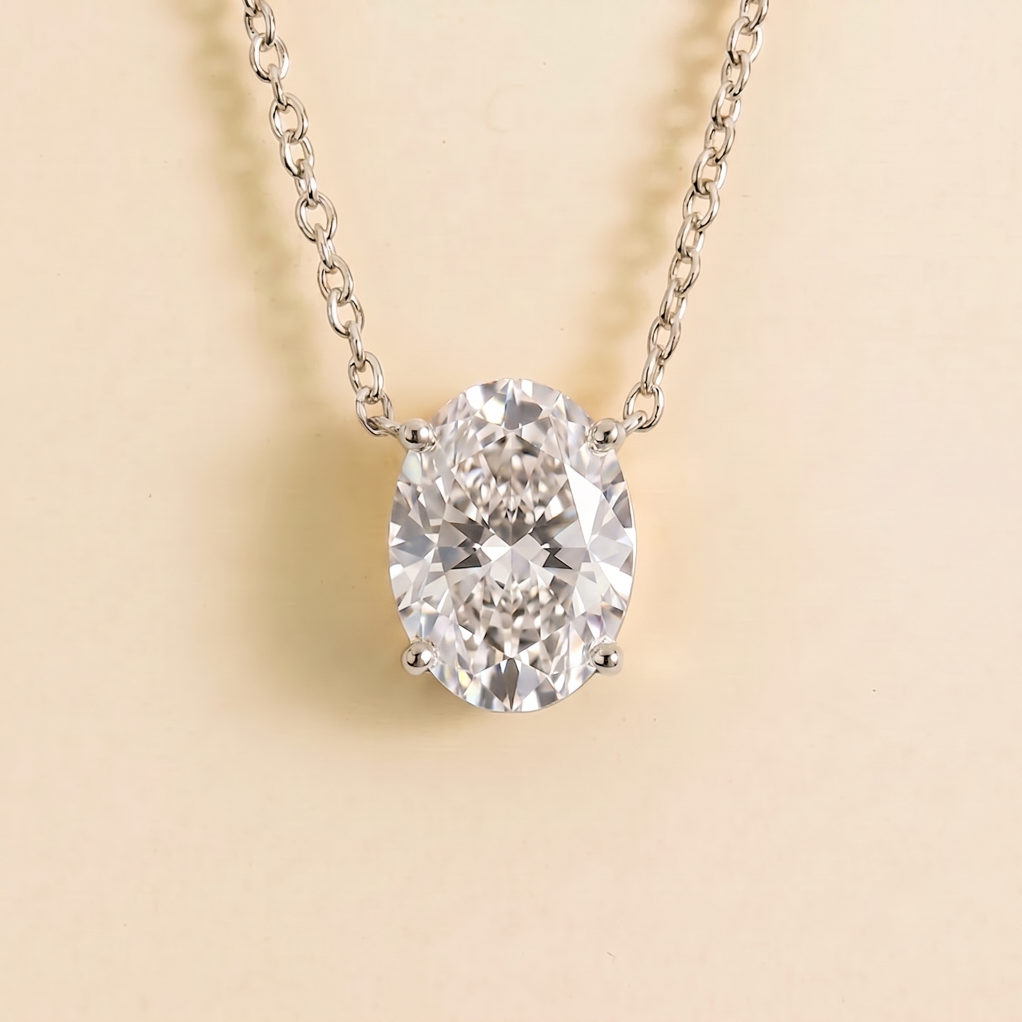 Ovo Diamond Pendant Necklace in White Gold