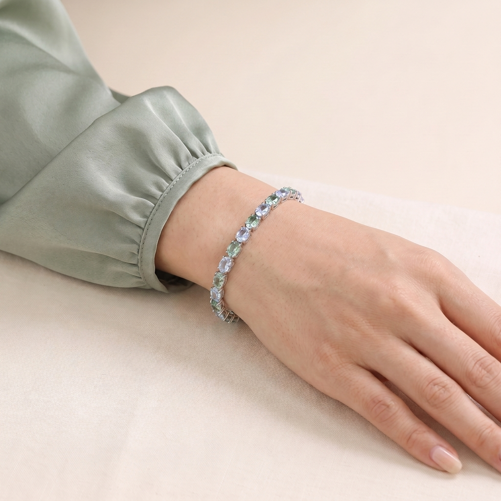 Salto Oval Tennis Bracelet worn on wrist