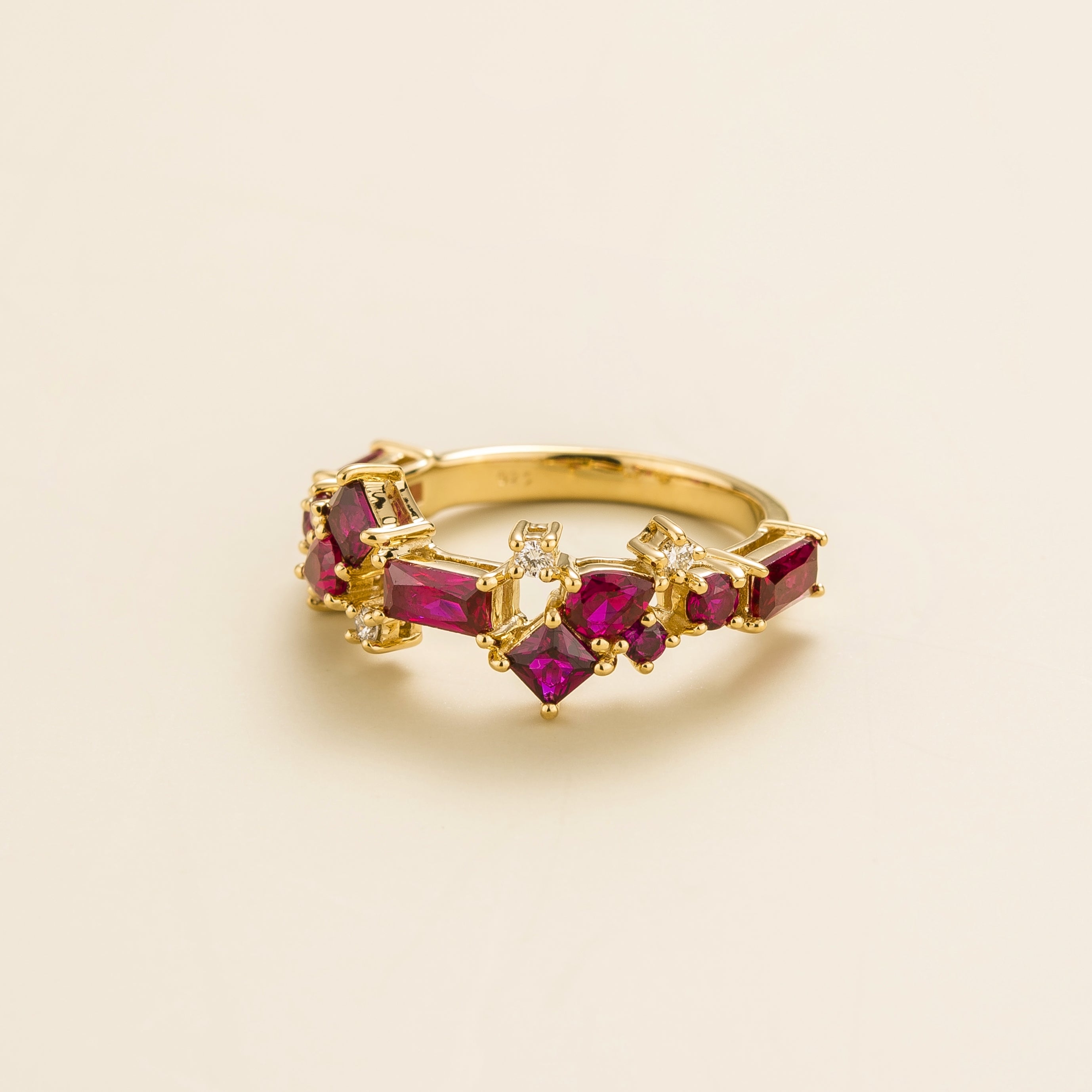 Elegant Gold Band Featuring Ruby & Diamond Accents – Sustainable Luxury