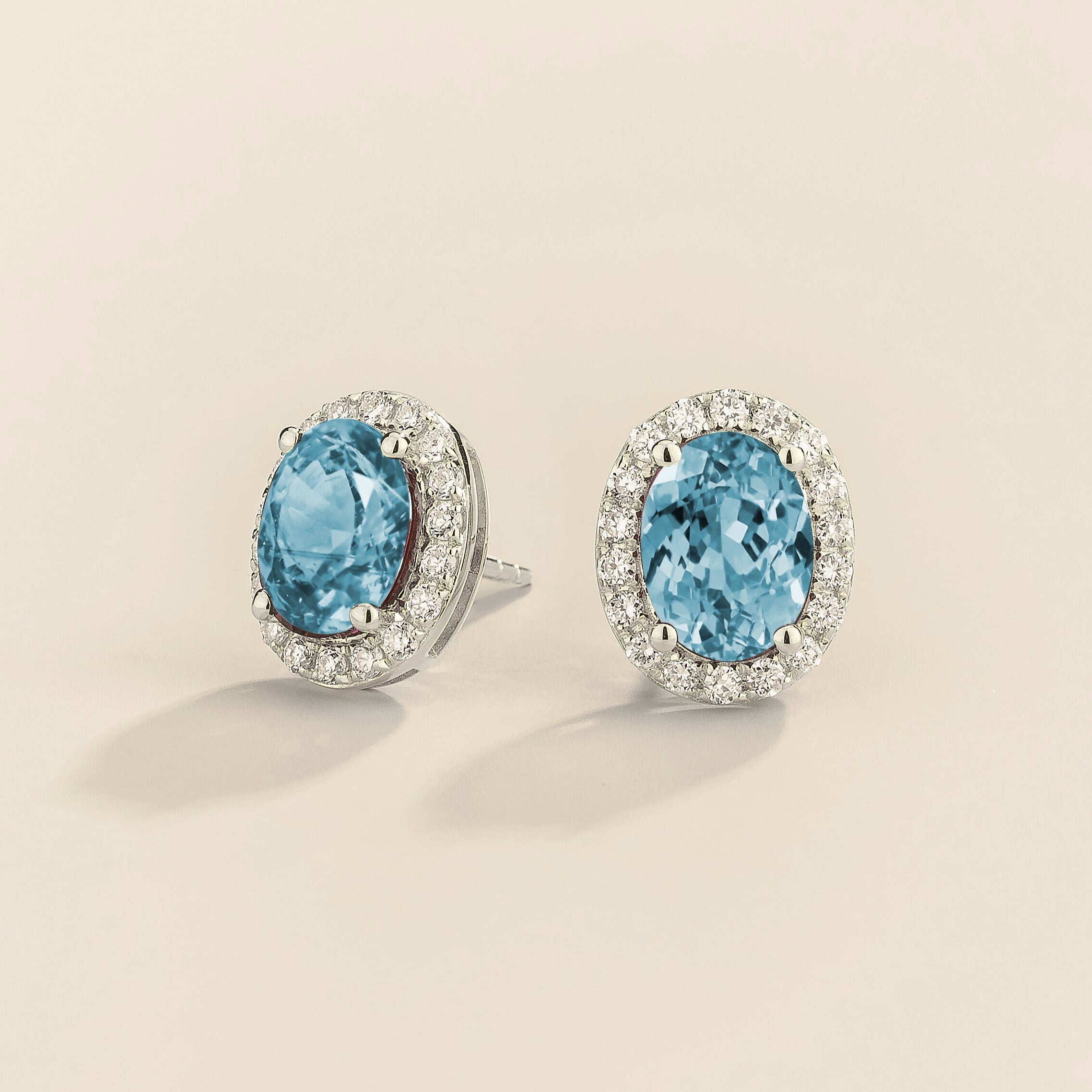 Mina white gold necklace in aquamarine and diamonds