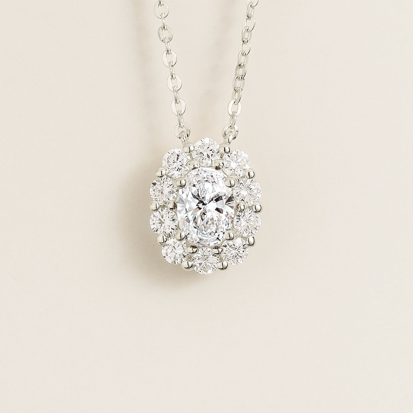 Prill Diamond Oval & Halo Necklace In White Gold