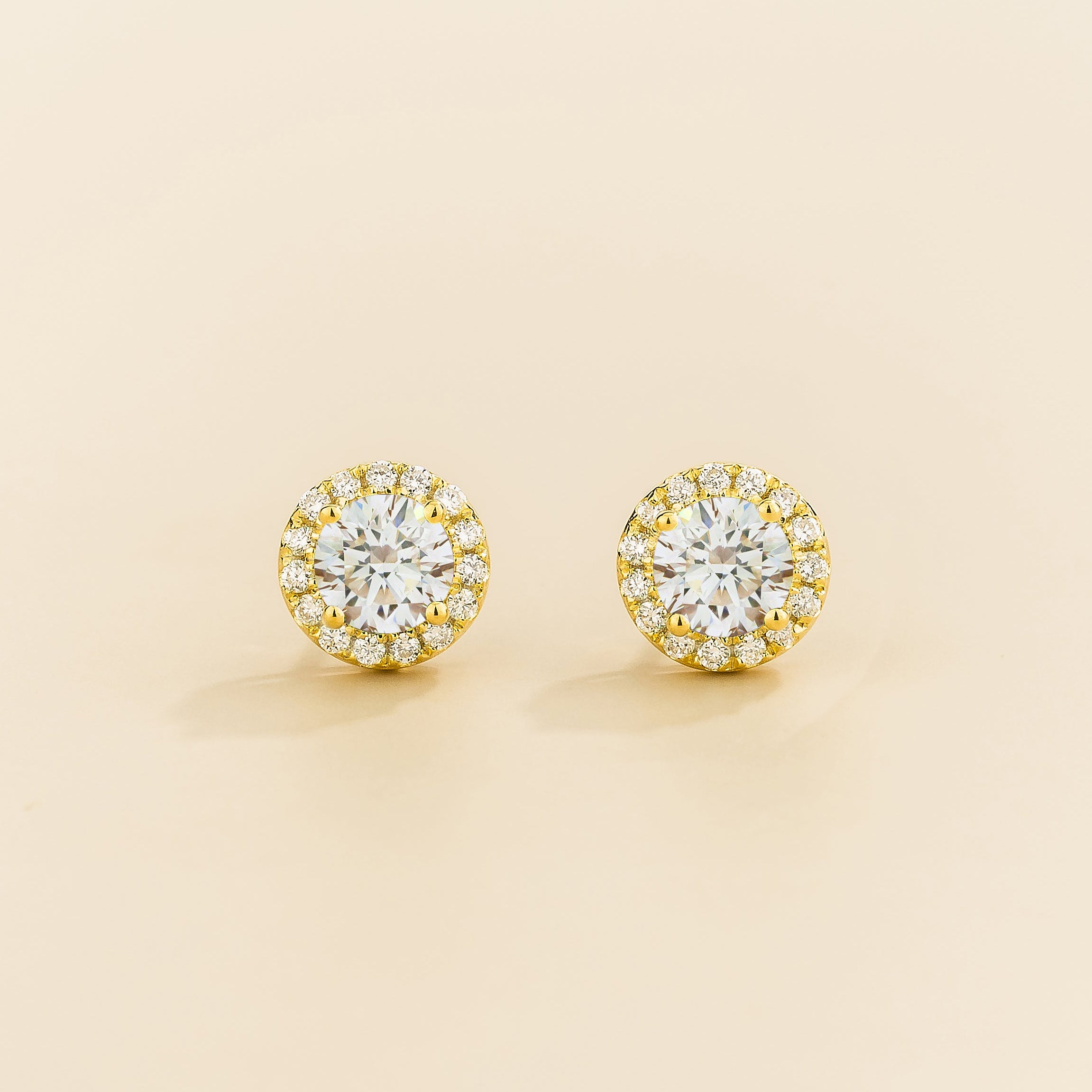 Mars earrings in gold set with Diamonds