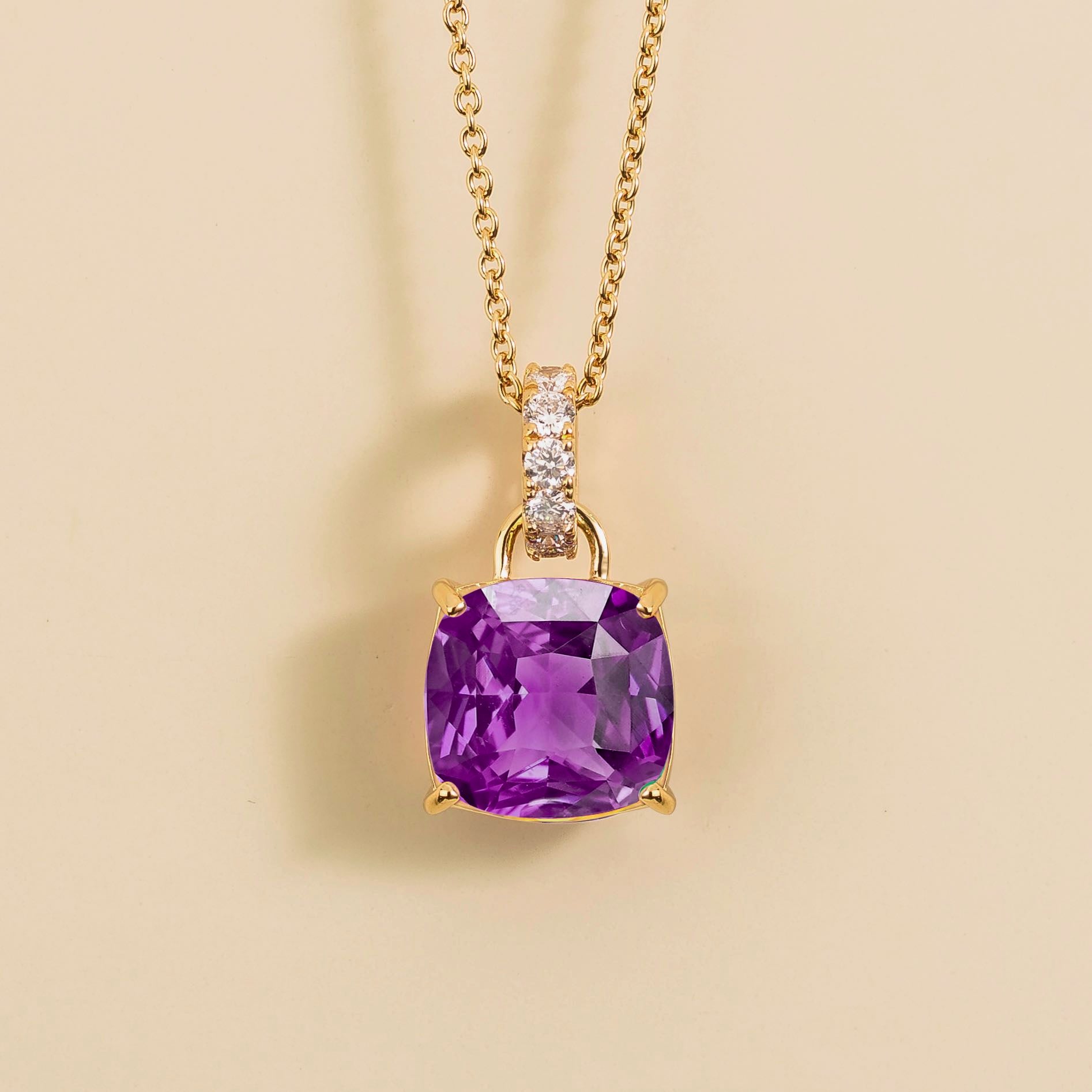Oreol Purple Sapphire Cushion Cut & Diamond Hoop Pendant Necklace in Gold