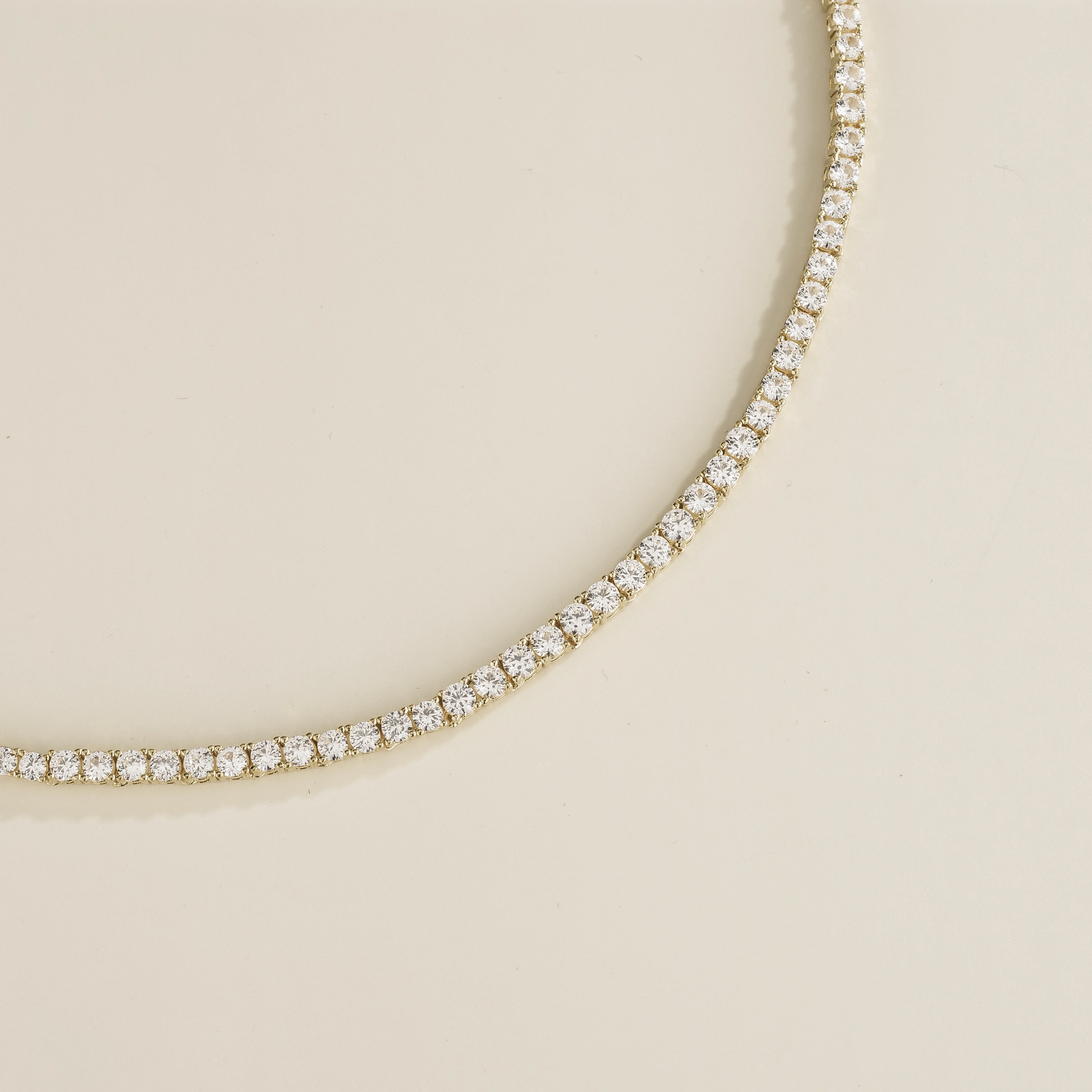 Ciclo White Sapphire Round Tennis Necklace in White Gold