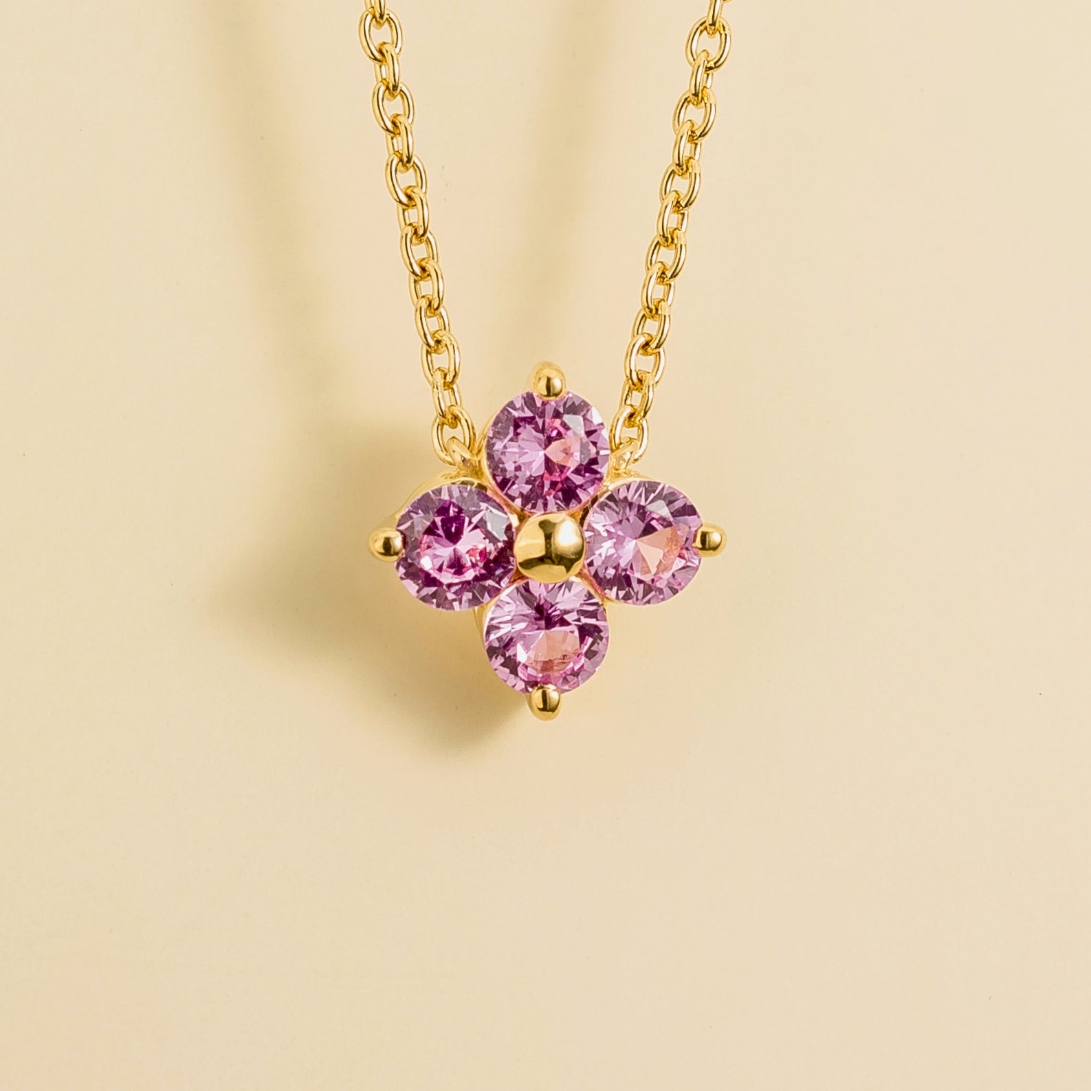 Clover Pink Sapphire Necklace In Gold