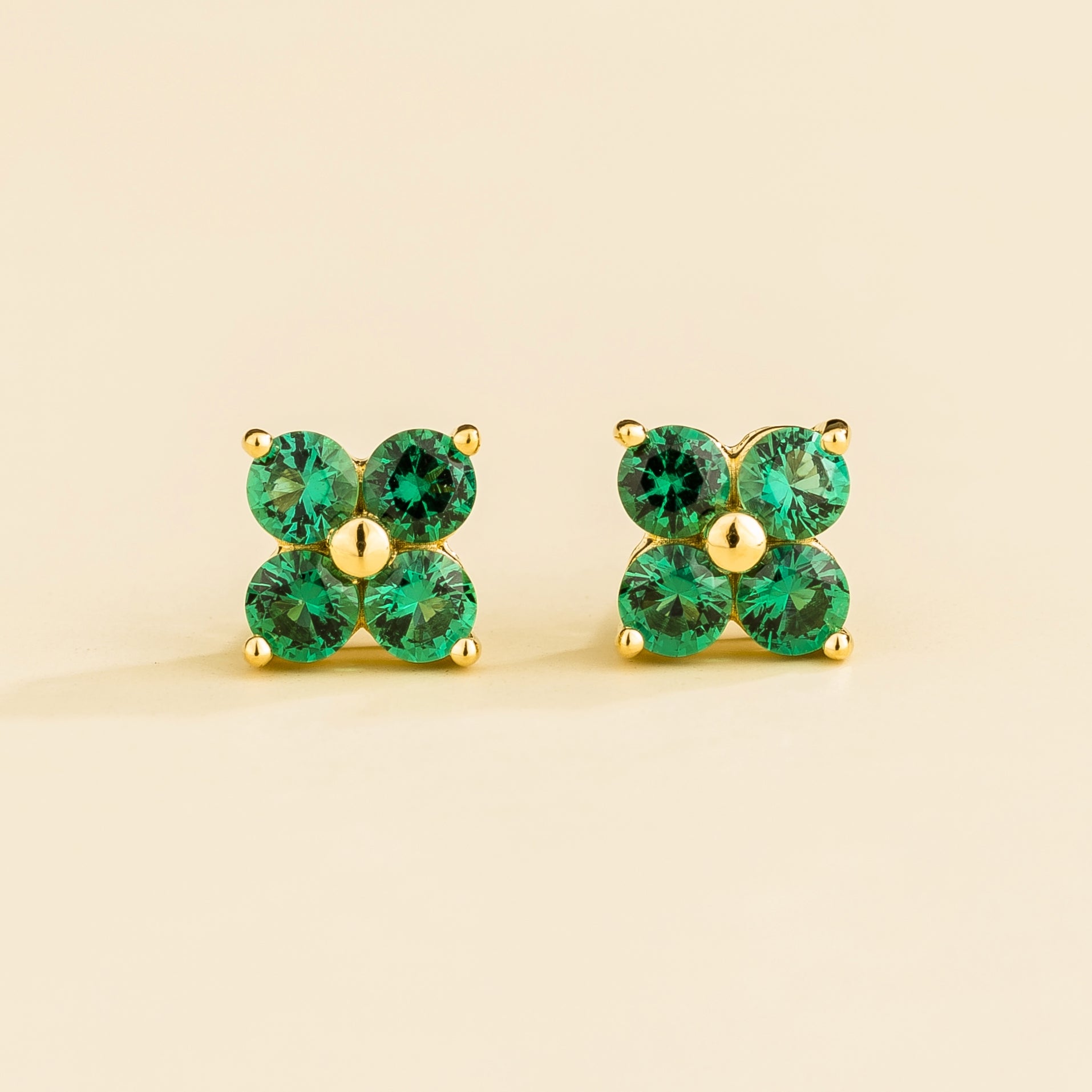 Clover Emerald Earrings In Gold