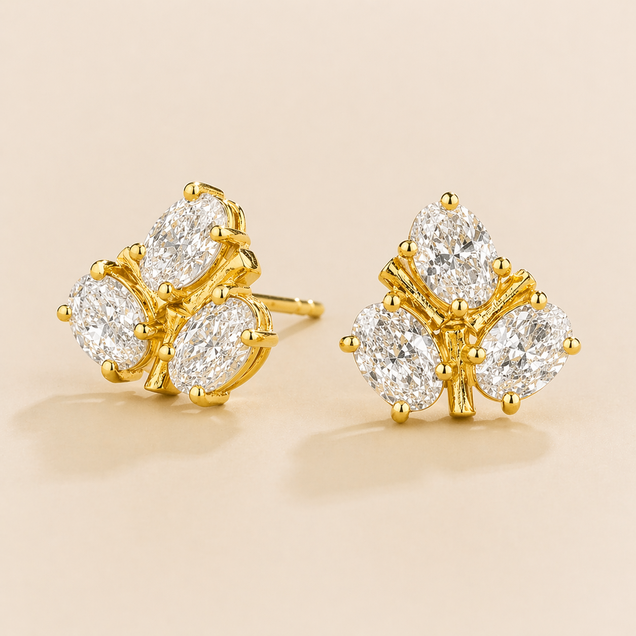 Ligna Oval Diamond Cluster Stud Earrings in White Gold