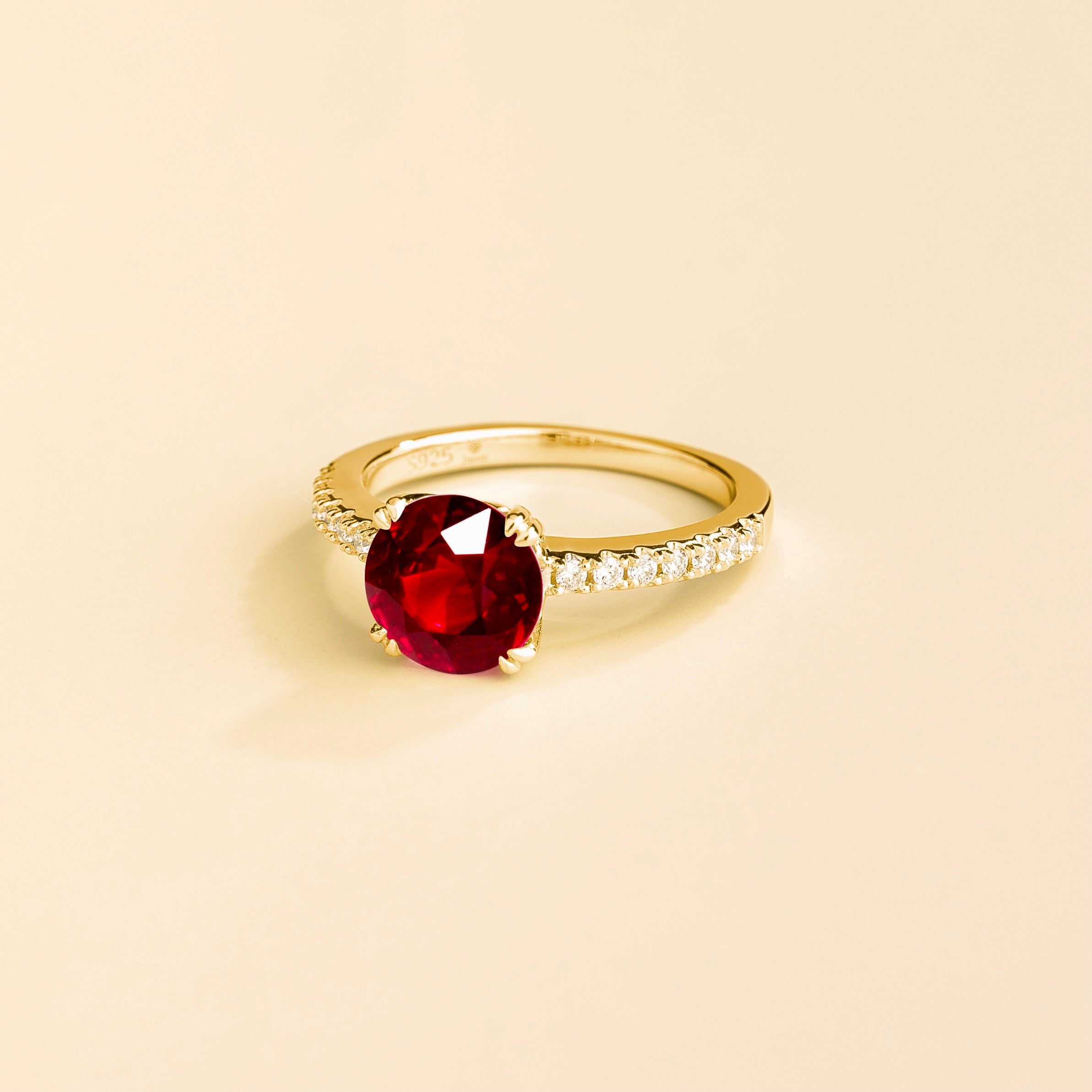 Solen Gold Ring with Round Ruby & Diamonds – Juvetti London