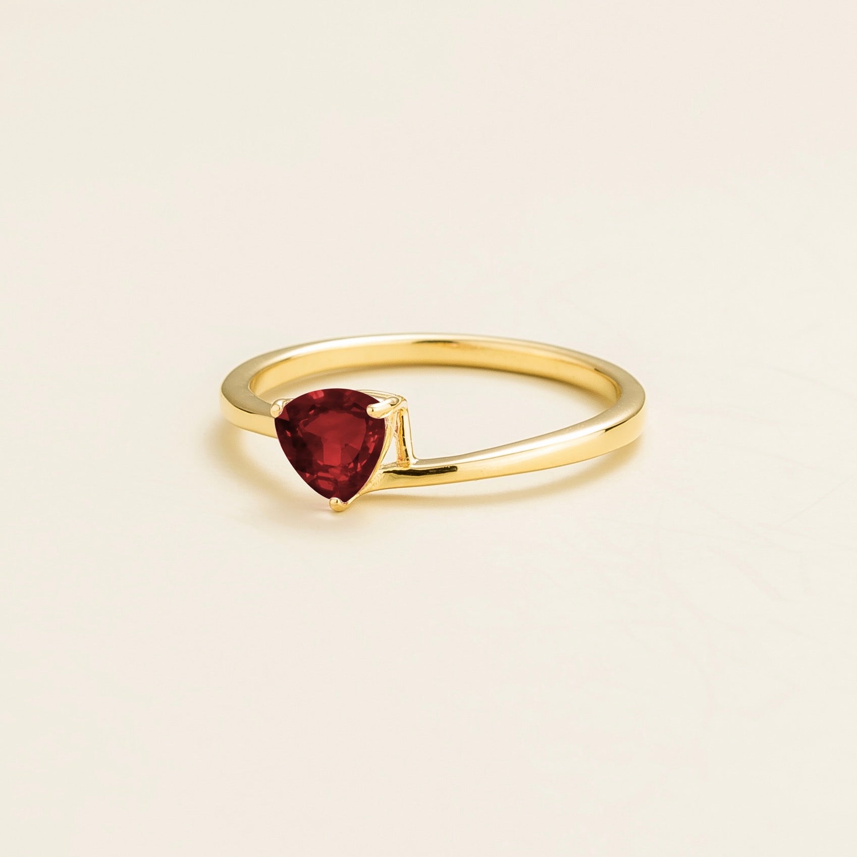 Trillion Gold Ring with Ruby – Juvetti London
