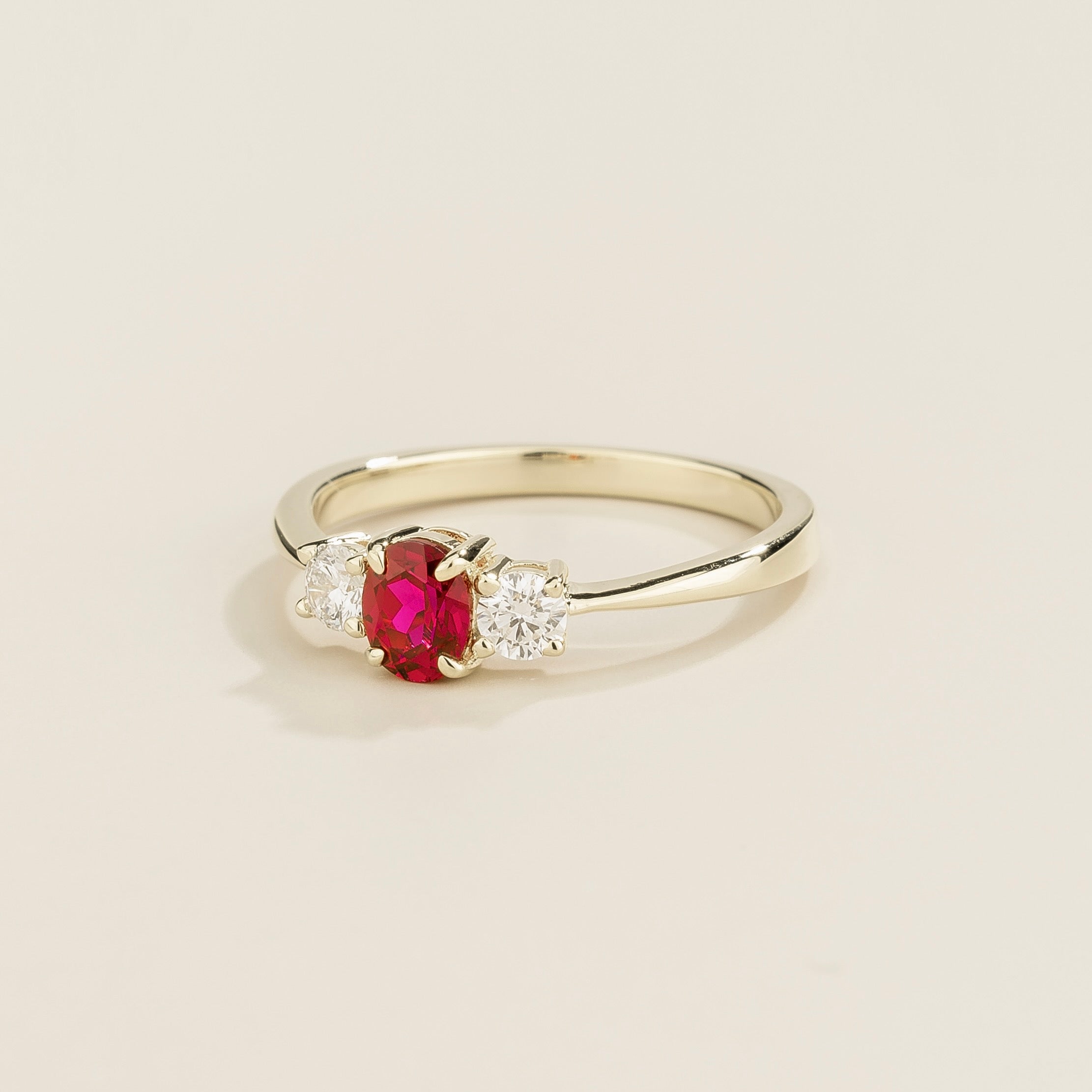 Boble White Gold Ring with Ruby & Diamond – Juvetti London