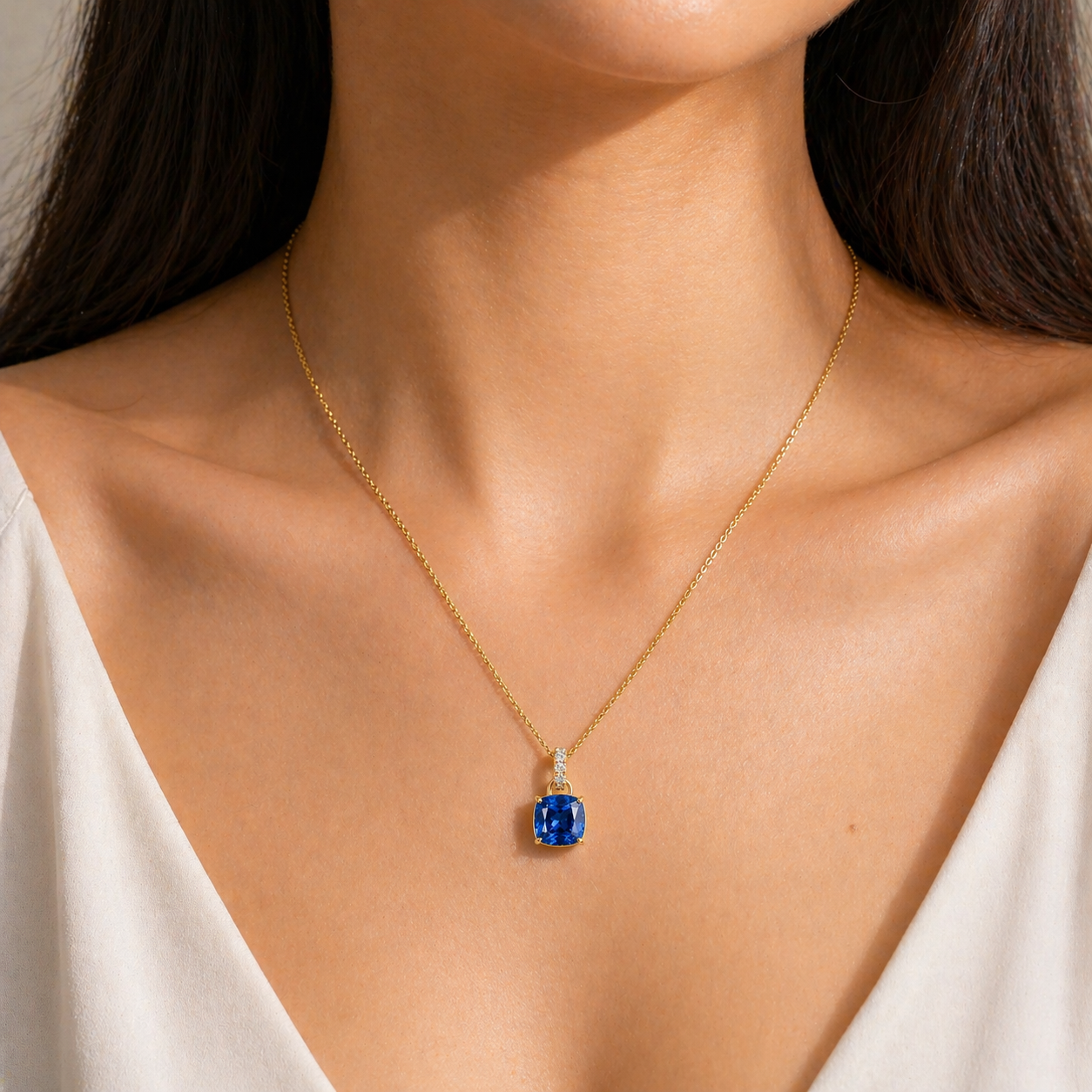 Oreol Green Sapphire Cushion Cut & Diamond Hoop Pendant Necklace in Gold