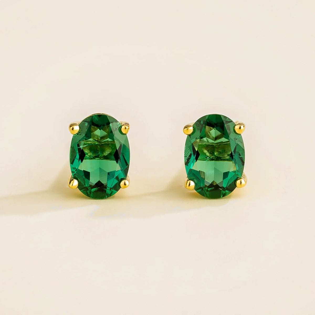 Ova Emerald Earrings in Gold