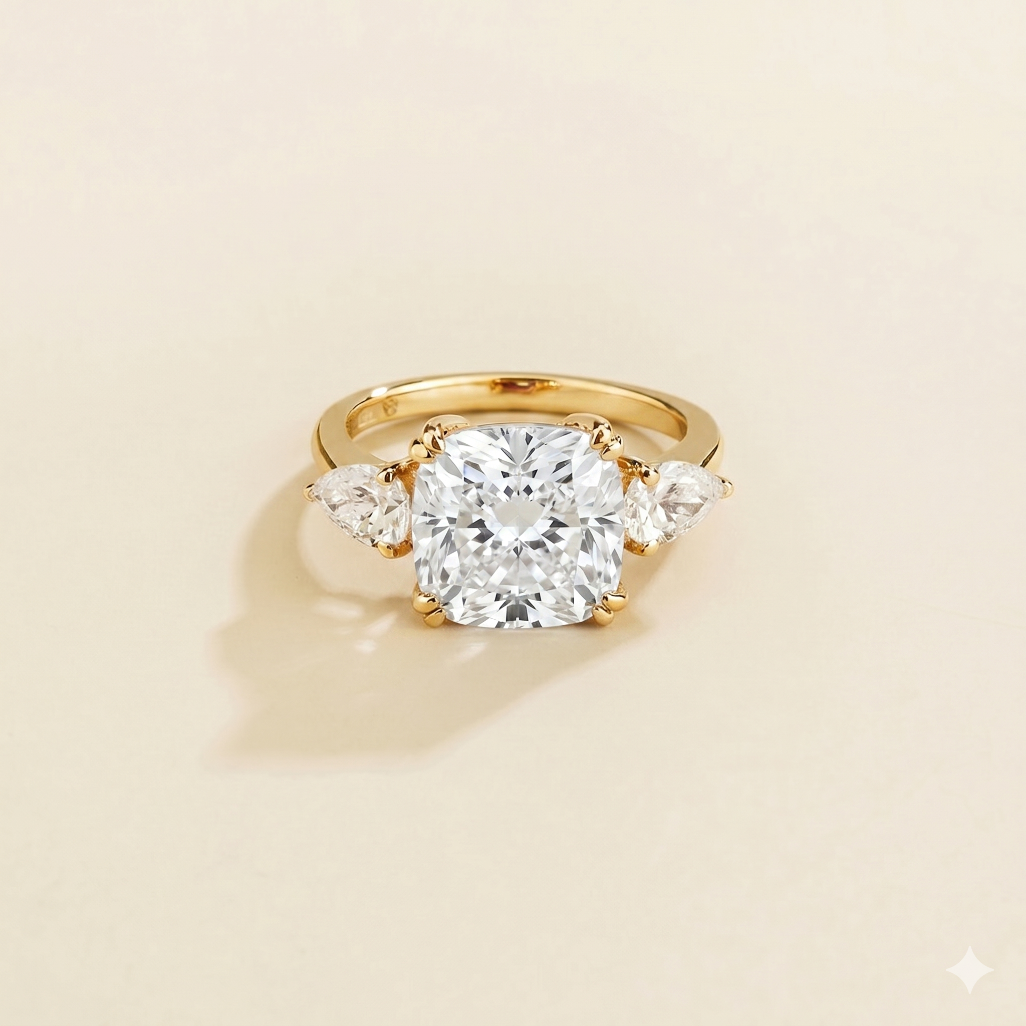 Pari Diamond Cushion Cut & Pear Cut Gold Ring