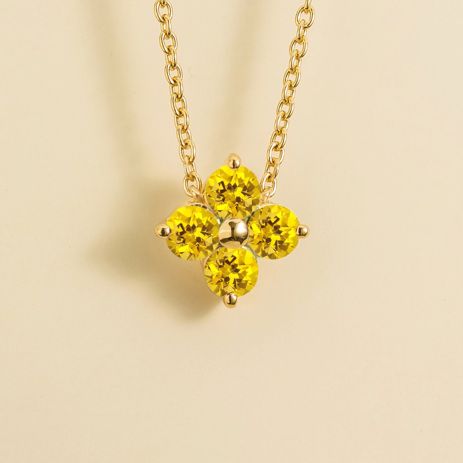 Petale Gold Necklace Yellow Sapphire