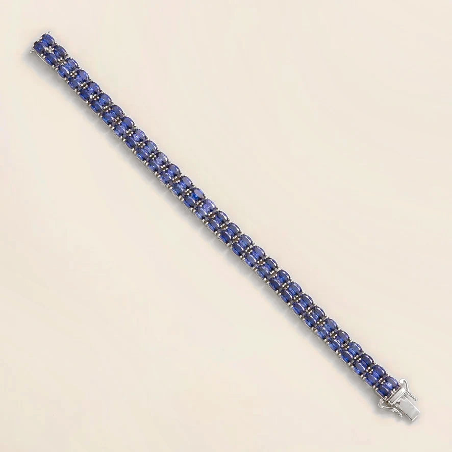 Oval Blue Sapphire Double Row Tennis Bracelet in White Gold – close-up of the setting