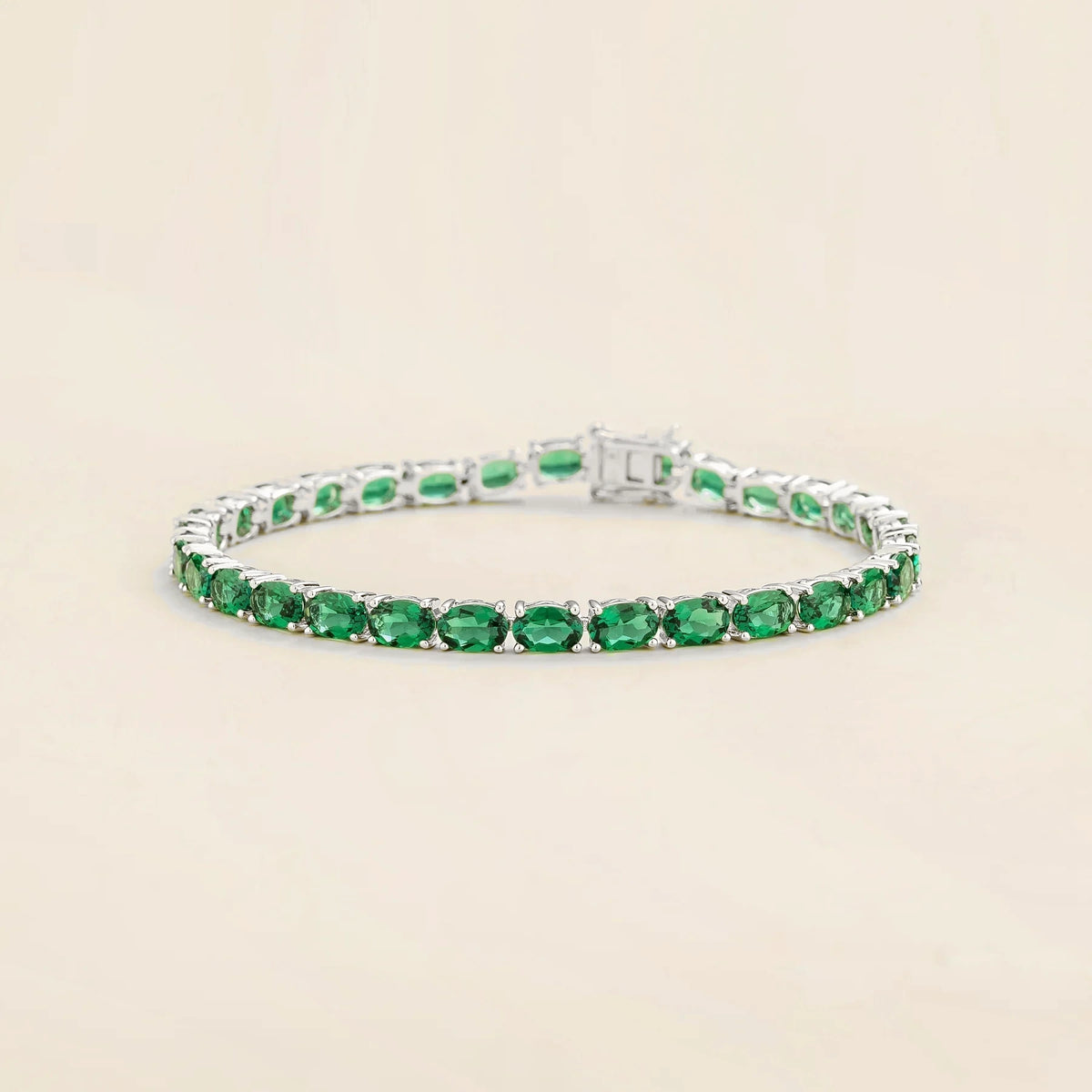 Oval Emerald Tennis Bracelet in White Gold