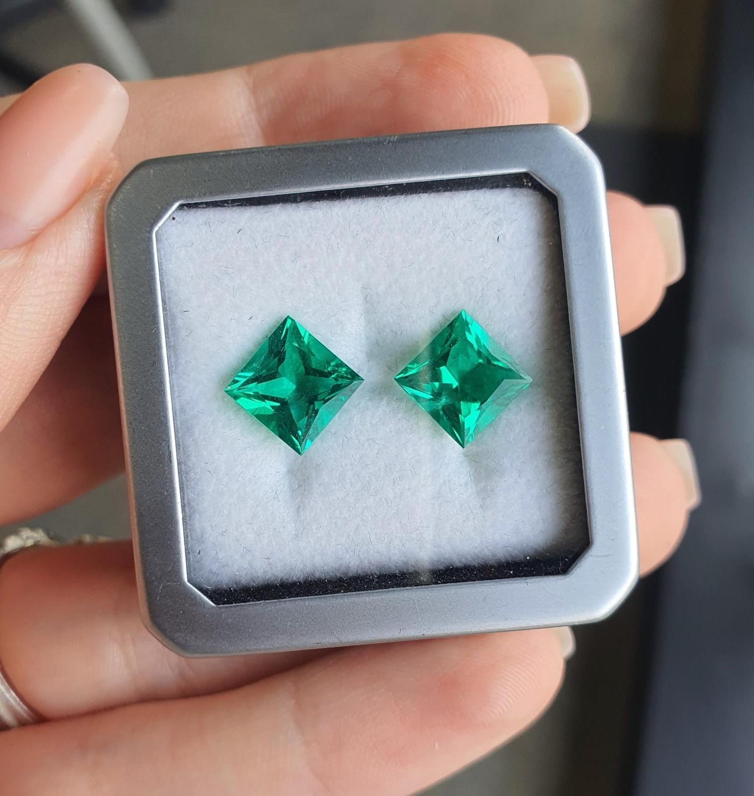6mm x 6mm Princess Emerald