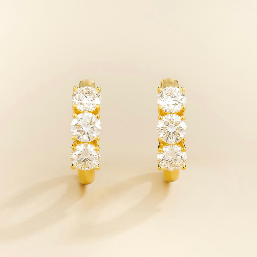 Tres Diamond Three-Stone Huggie Hoop Earrings – close-up