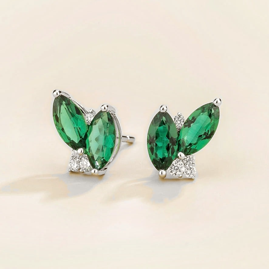 Vento Marquise Emerald Cluster Stud Earrings in White Gold – angle view