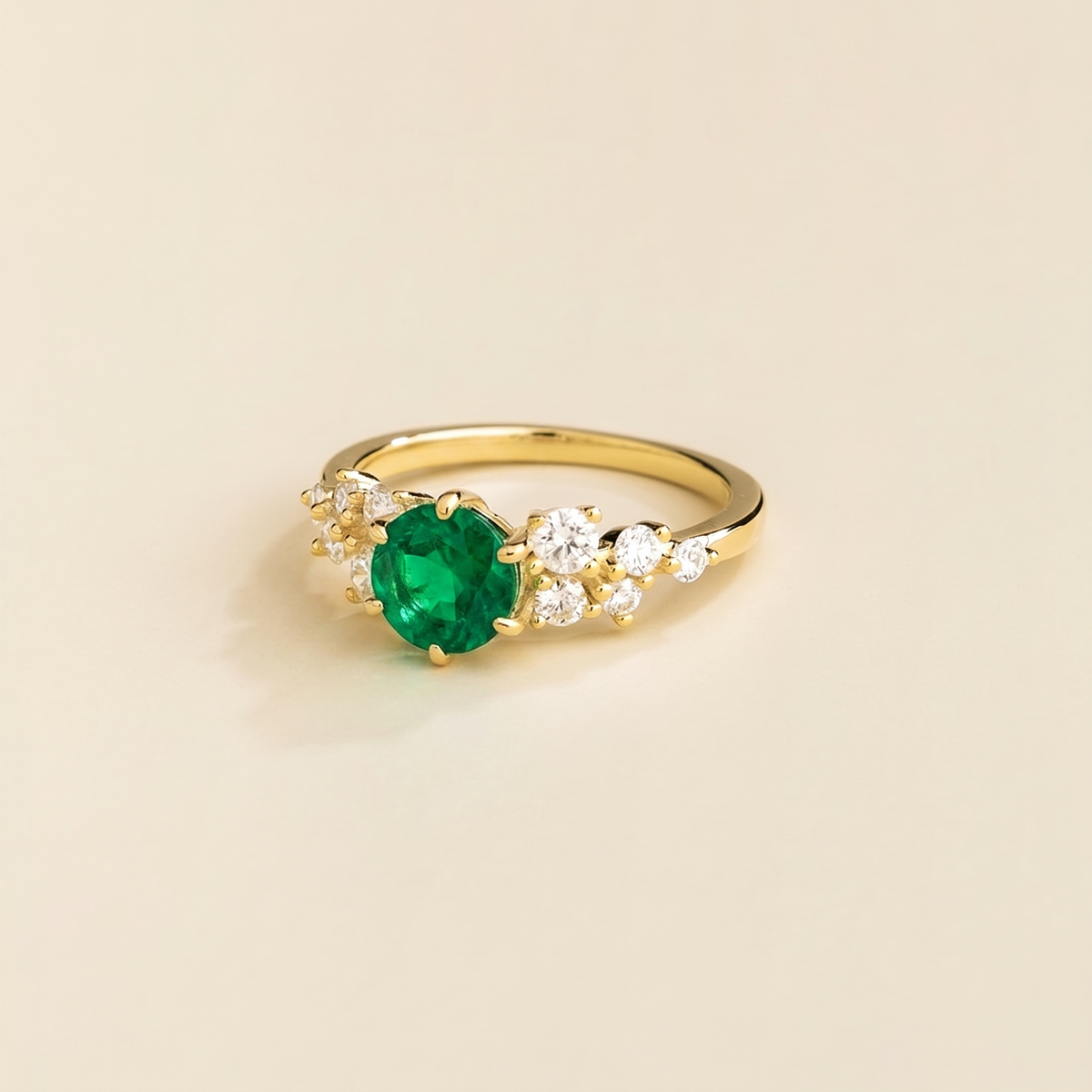 Floret round lab-grown emerald and diamond cluster ring in gold – side | Juvetti London