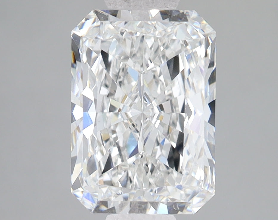 2.5ct Radiant lab-grown diamond, E VS1 – 360° view