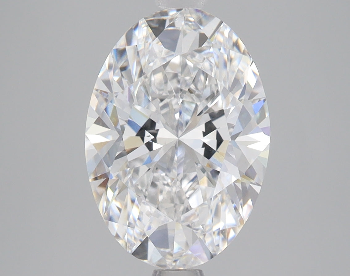3.1ct Oval lab-grown diamond, D VVS2