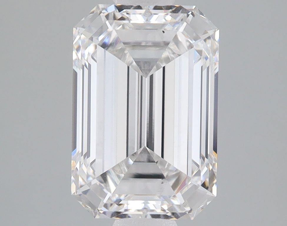 2.04ct Emerald lab-grown diamond, E VS2 – 360° view
