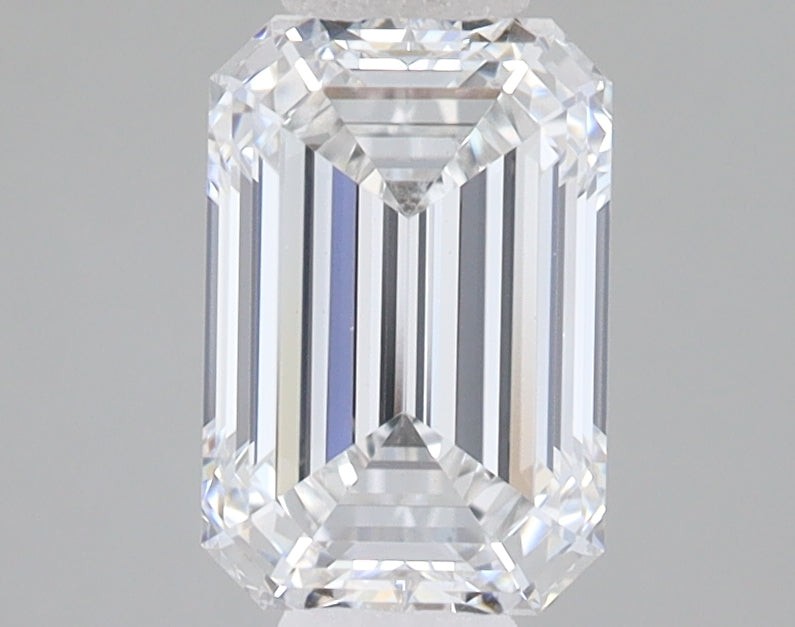 1.57ct Emerald lab-grown diamond, D VVS2 – 360° view