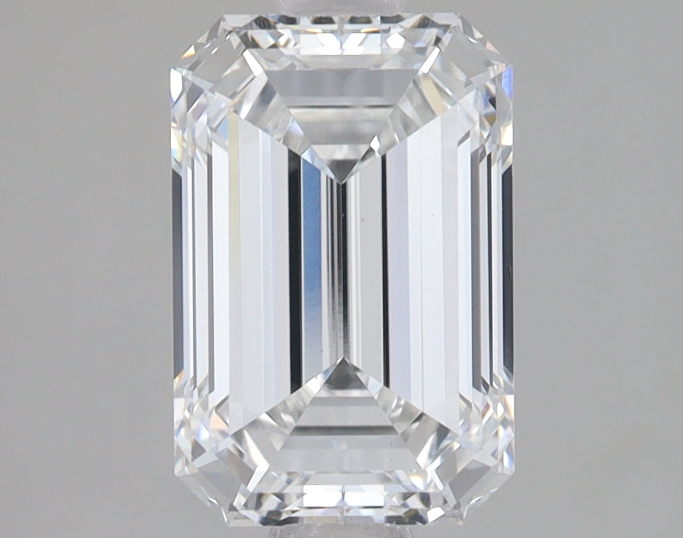 2.04ct Emerald lab-grown diamond, E VS1 – 360° view