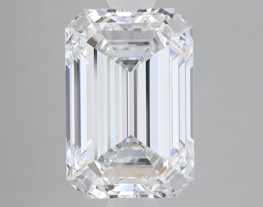 3.82ct Emerald lab-grown diamond, D VS1