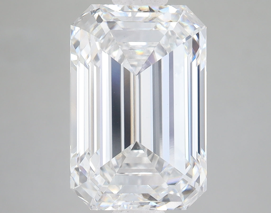5.07ct Emerald lab-grown diamond, E VS1 – 360° view