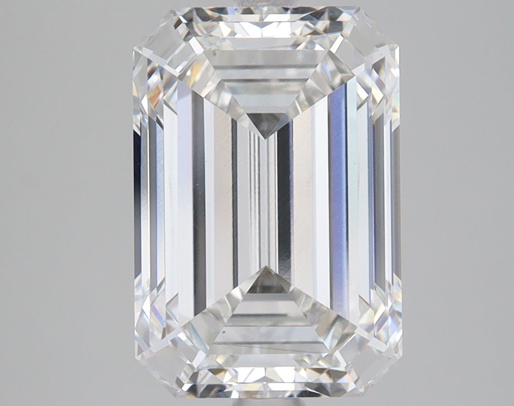 4.23ct Emerald lab-grown diamond, G VS1 – 360° view