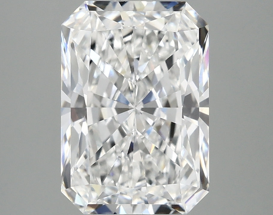 3.08ct Radiant lab-grown diamond, E VVS2