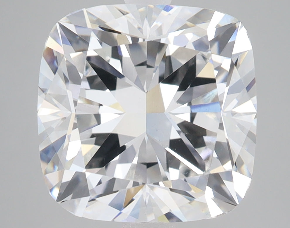 5.51ct Cushion lab-grown diamond, E VS1