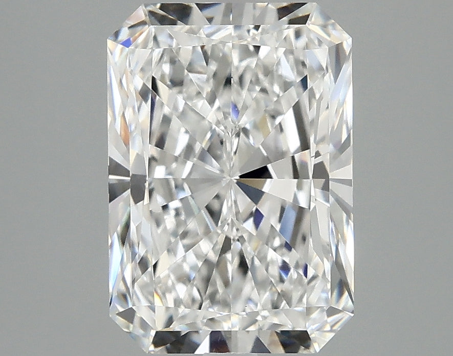 3.04ct Radiant lab-grown diamond, E VS1