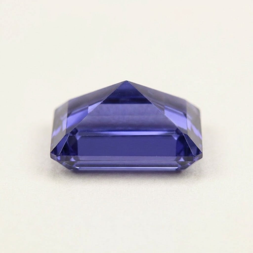 Violet-blue lab-grown sapphire, baguette cut, side view