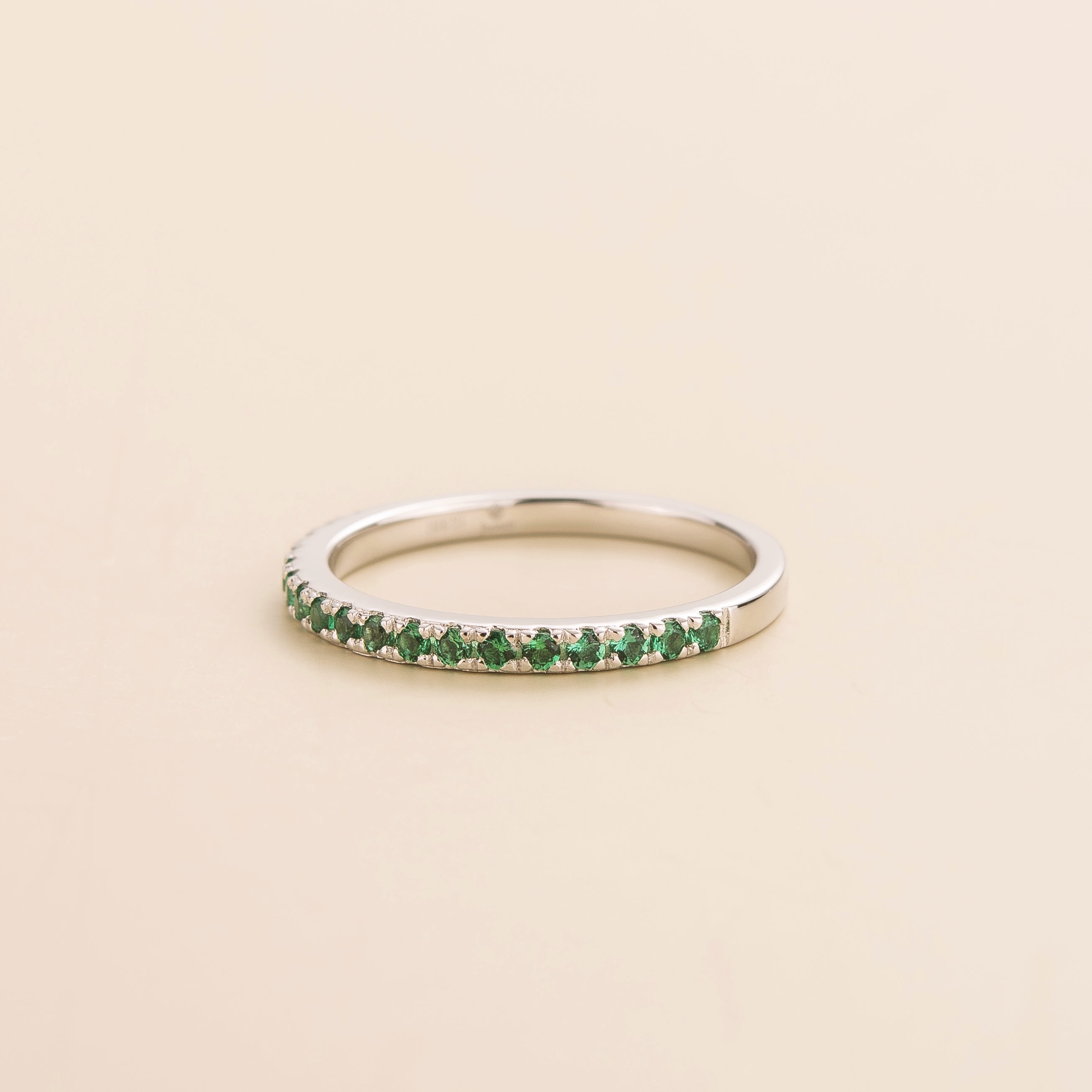 Ciclo White Gold Ring Set With Emerald by Juvetti - London
