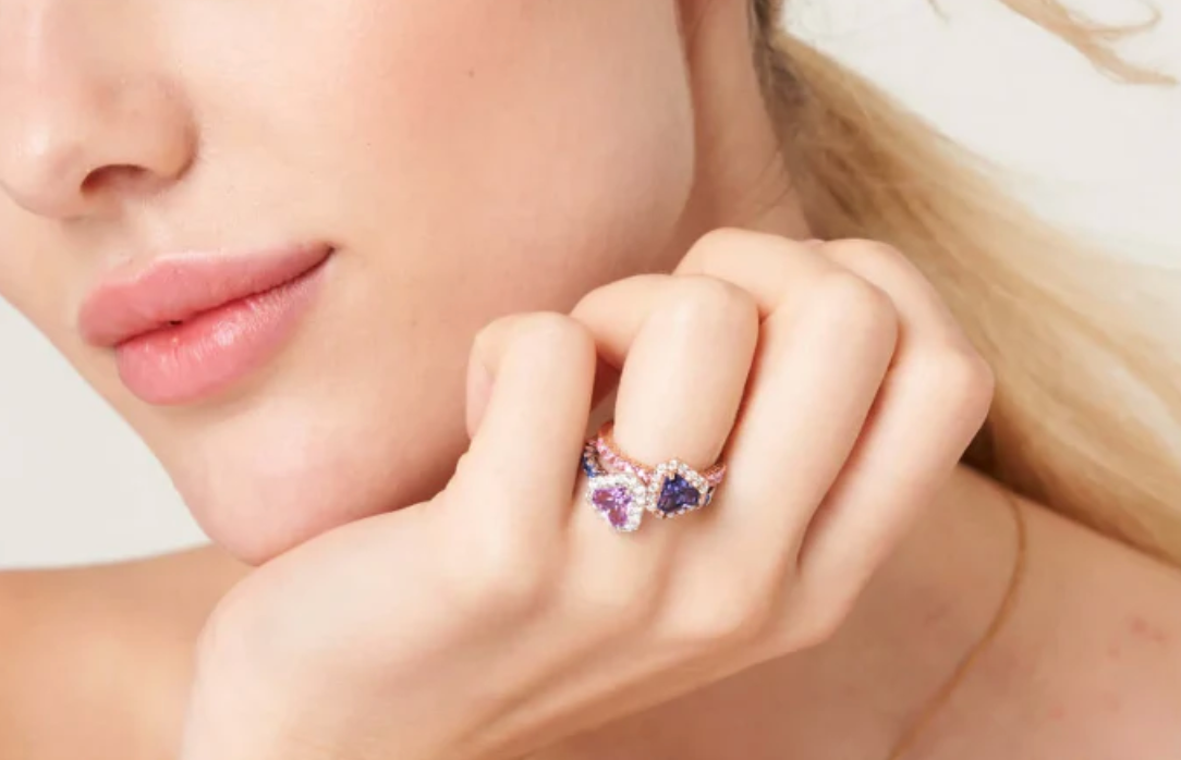 Why Choose a Lab Grown Purple Sapphire Ring for Your Engagement 