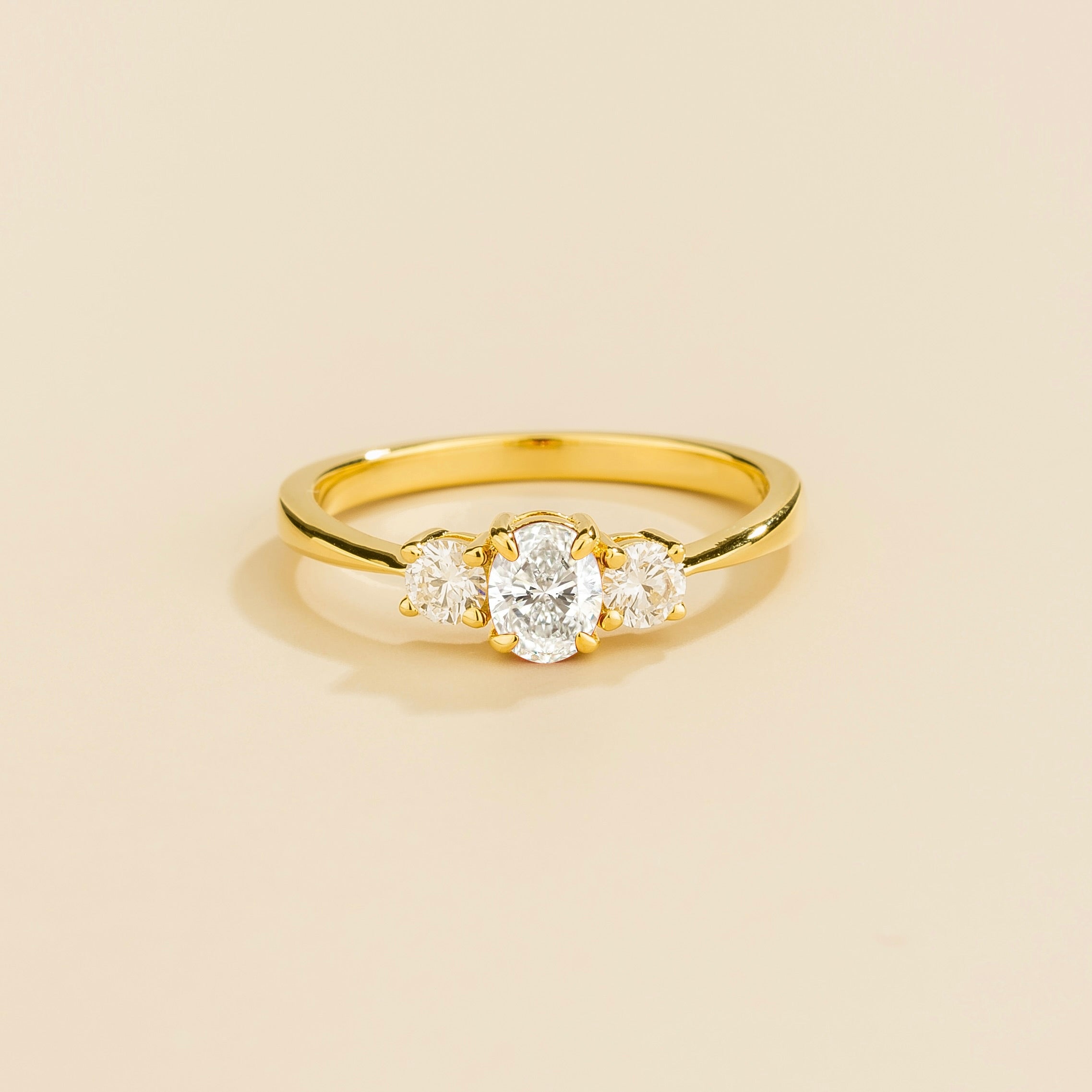 Boble Diamond Oval Three-Stone Ring in Gold